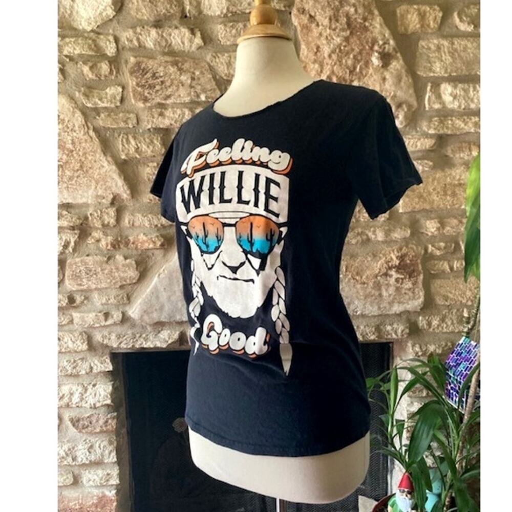 Feeling Willie Good Graphic Tee - Country Music Shirt - M
